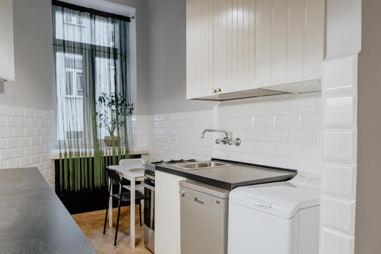 Warsaw Concierge Chmielna Antresola Apartamento Exterior foto